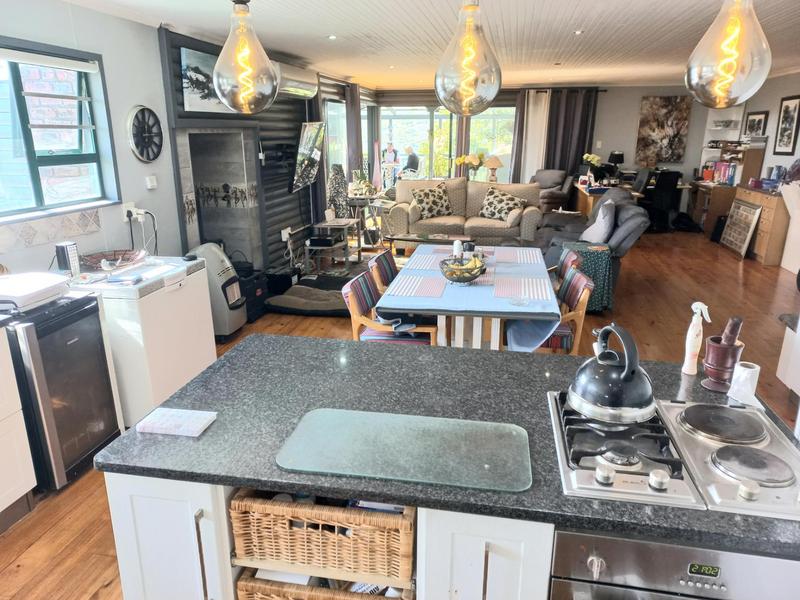 3 Bedroom Property for Sale in Stilbaai Wes Western Cape